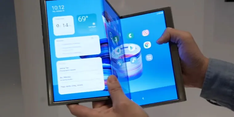 Samsung демонстрирует концепции складных ноутбуков, планшетов и смартфонов на выставке CES