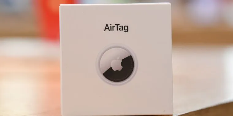 Apple будет бороться с преследованием AirTag, упростив поиск неизвестных AirTag