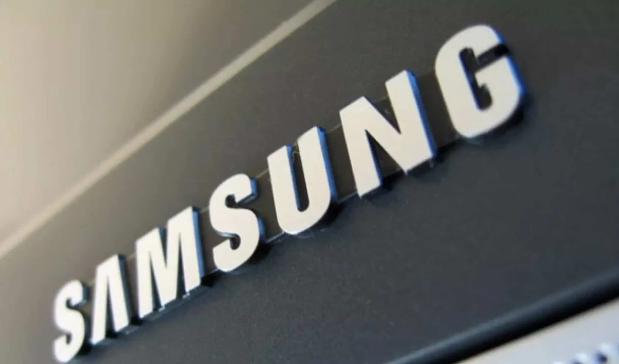 Samsung обещает четыре года обновлений Android для своих флагманов