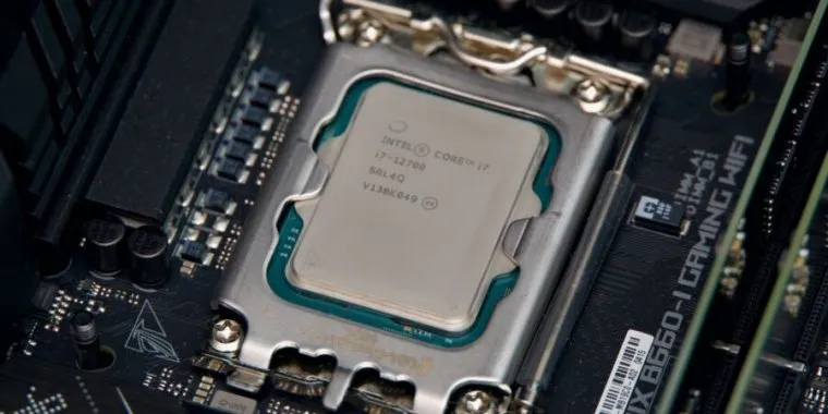 Тестирование процессора Intel Core i7-12700: максимальная скорость или энергоэффективность — выберите один из них