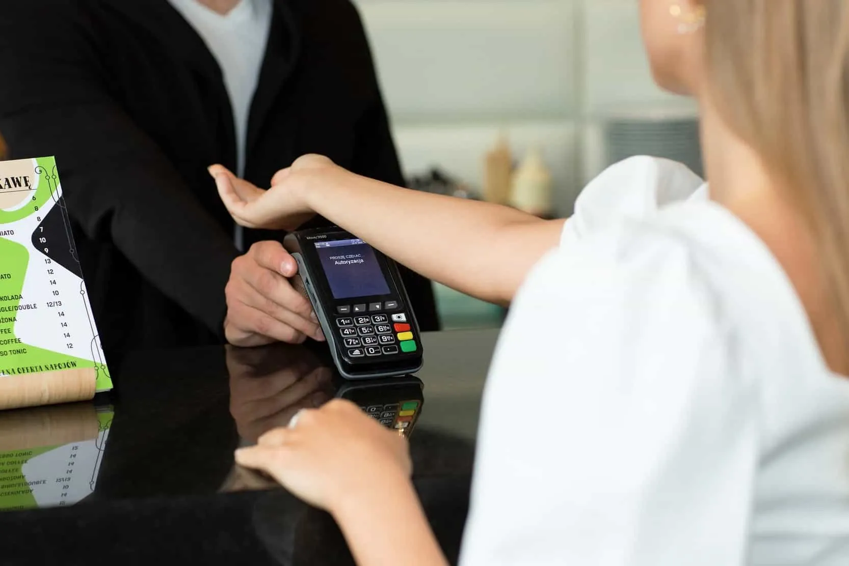 Walletmor предлагает подкожный имплантат для оплаты через NFC