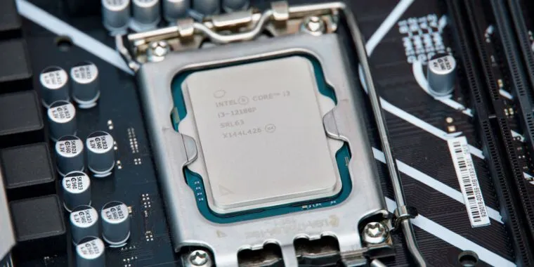 Материнские платы уже поддерживают невыпущенные, необъявленные процессоры Intel 13-го поколения.