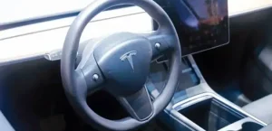 Tesla снова увеличивает цену на полностью автономный вариант вождения