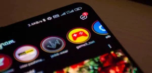 Android 13 позволяет отказаться от уведомлений при установке приложения
