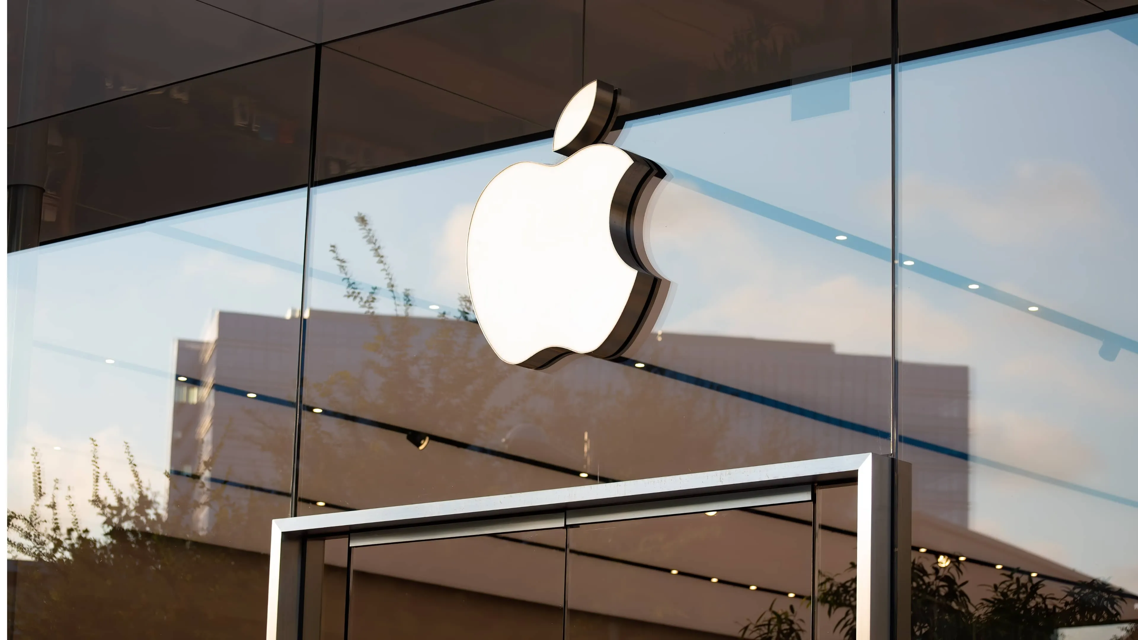 Apple признает более длительное время ожидания iPhone 14 Pro