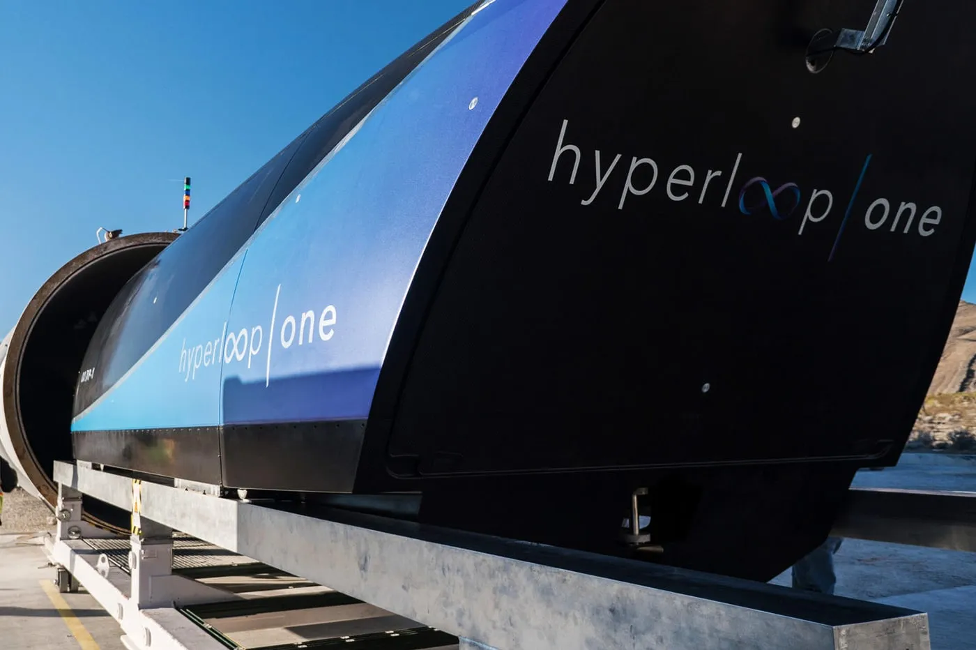 Virgin отказывается от названия проекта Hyperloop One
