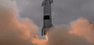 SpaceX хочет провести первый орбитальный полет Starship в марте