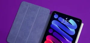 Путешествуйте хорошо с лучшими предложениями сегодняшнего дня: iPad Air, iPad Mini и Bose QuietComfort 45.