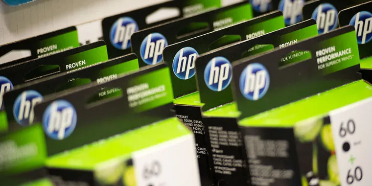 Клиенты возмущены тем, что HP блокирует сторонние чернила для большего количества своих принтеров